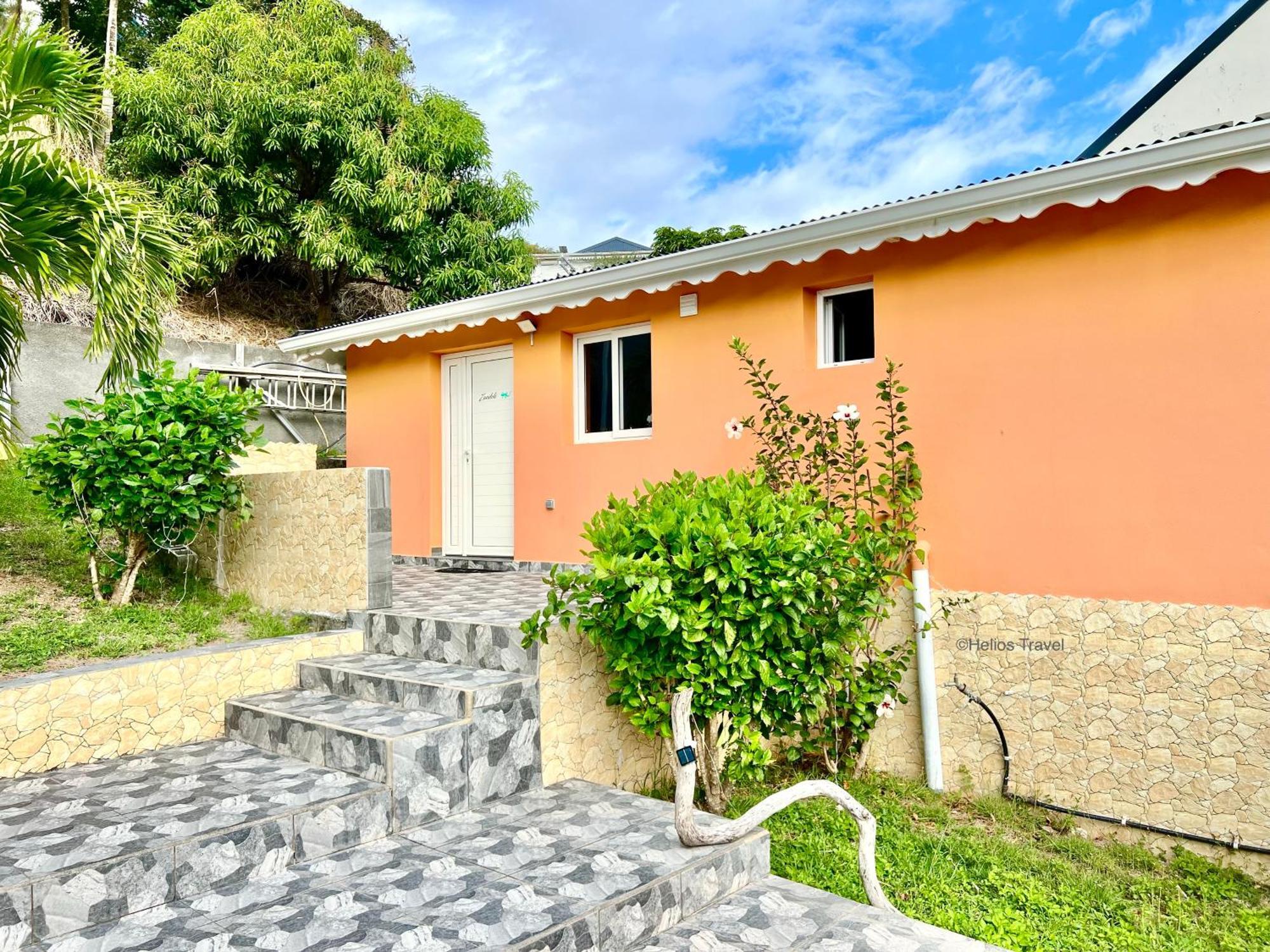 Domaine De Bas-Vent Apartment Deshaies Exterior photo