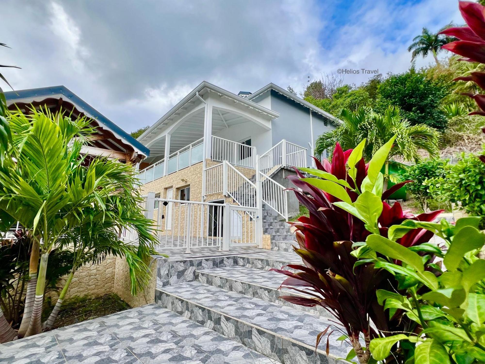 Domaine De Bas-Vent Apartment Deshaies Exterior photo